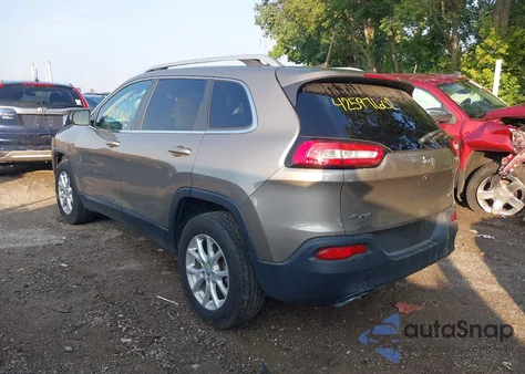 2017 Jeep Cherokee Latitude 4X4 z USA, uszkodzony, nr VIN 1C4PJMCSXHW622503